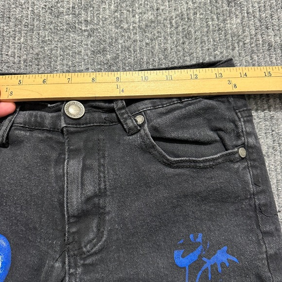 Road Narrows Mens Jeans Size 30 Black Denim Graphic Print Slim Fit Streetwear - Picture 2 of 10